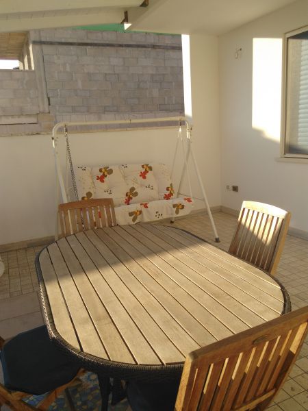 foto 12 Mietobjekt von Privatpersonen Ugento - Torre San Giovanni appartement Apulien Lecce (+Umland) Terrasse