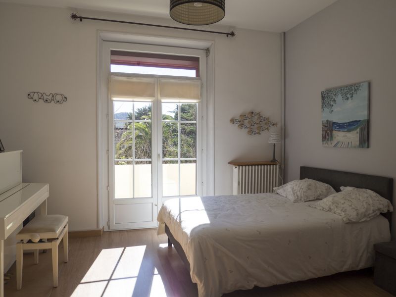 foto 4 Mietobjekt von Privatpersonen Saint Cyr sur Mer appartement Provence-Alpes-Cte d'Azur Var Schlafzimmer 1