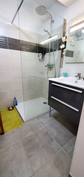 foto 14 Mietobjekt von Privatpersonen La Ciotat appartement Provence-Alpes-Cte d'Azur Bouches du Rhne Badezimmer