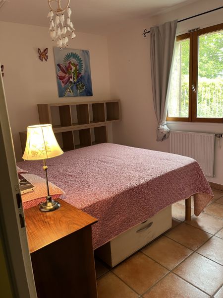 foto 8 Mietobjekt von Privatpersonen Isle sur la Sorgue maison Provence-Alpes-Cte d'Azur Vaucluse Schlafzimmer 2