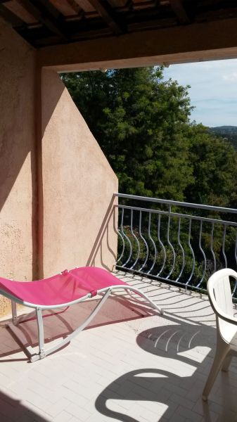 foto 8 Mietobjekt von Privatpersonen Cavalaire-sur-Mer appartement Provence-Alpes-Cte d'Azur Var Terrasse 1
