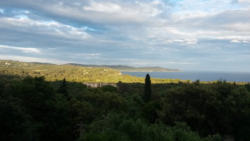 foto 15 Mietobjekt von Privatpersonen Cavalaire-sur-Mer appartement Provence-Alpes-Cte d'Azur Var Ausblick von der Terrasse