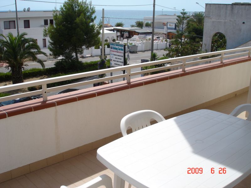 foto 7 Mietobjekt von Privatpersonen Torre Vado appartement Apulien Lecce (+Umland) Ausblick von der Terrasse