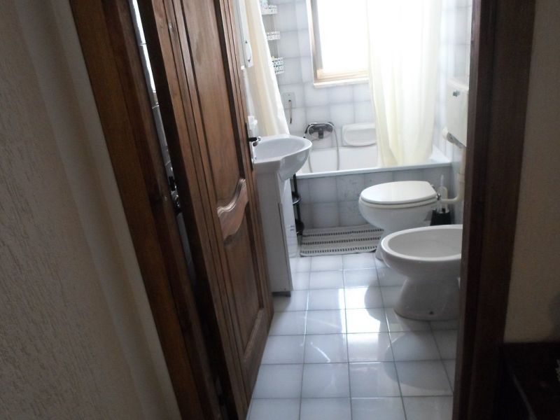 foto 11 Mietobjekt von Privatpersonen Pescoluse appartement Apulien Lecce (+Umland) Badezimmer
