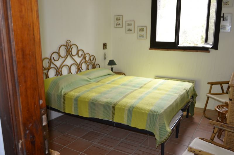 foto 10 Mietobjekt von Privatpersonen Geremeas villa Sardinien Cagliari (+Umland) Schlafzimmer 1
