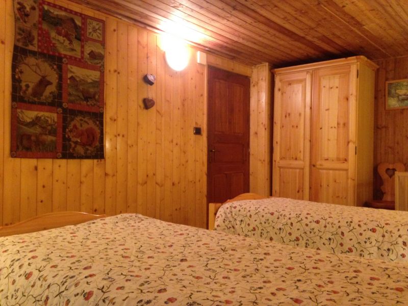 foto 15 Mietobjekt von Privatpersonen Gressoney Saint Jean chalet Aostatal Aosta (+Umland) Schlafzimmer 1