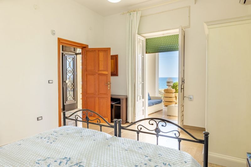 foto 14 Mietobjekt von Privatpersonen Torre Suda villa Apulien Lecce (+Umland) Schlafzimmer 1