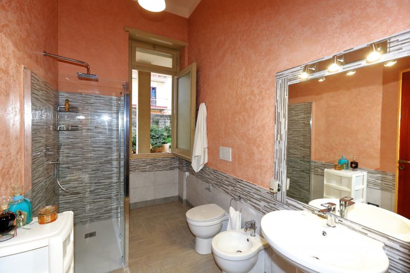 foto 24 Mietobjekt von Privatpersonen Avola villa Sizilien Syrakus (+Umland) Badezimmer 1