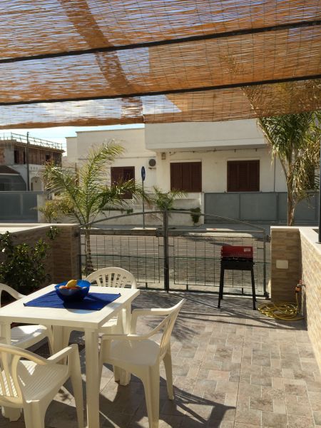 foto 4 Mietobjekt von Privatpersonen Ugento - Torre San Giovanni appartement Apulien Lecce (+Umland) Veranda