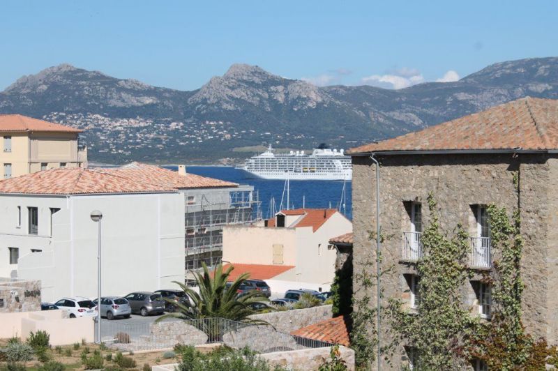 foto 10 Mietobjekt von Privatpersonen Calvi appartement Korsika Haute-Corse Ausblick von der Terrasse