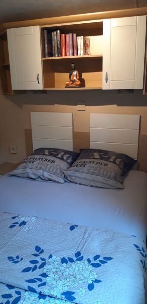 foto 7 Mietobjekt von Privatpersonen Vias Plage mobilhome Languedoc-Roussillon Hrault Schlafzimmer 1