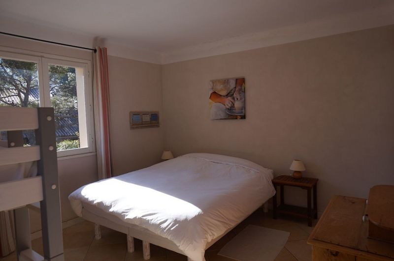 foto 14 Mietobjekt von Privatpersonen Saint Raphael villa Provence-Alpes-Cte d'Azur Var Schlafzimmer 2