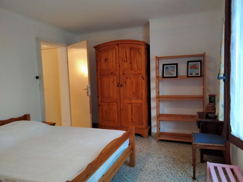 foto 6 Mietobjekt von Privatpersonen Aigues Mortes appartement   Schlafzimmer