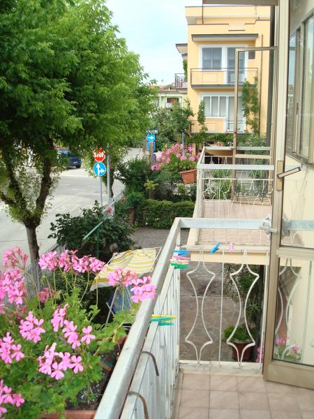 foto 12 Mietobjekt von Privatpersonen Bellaria Igea Marina appartement Emilia-Romagna Rimini (+Umland) Ausblick vom Balkon