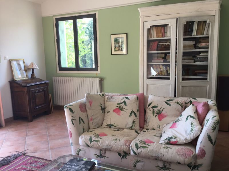 foto 8 Mietobjekt von Privatpersonen Uzs maison Languedoc-Roussillon Gard Wohnzimmer 2