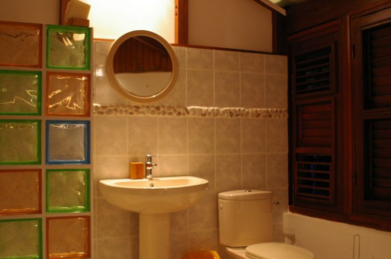 foto 13 Mietobjekt von Privatpersonen Sainte Anne (Martinique) villa   separates WC