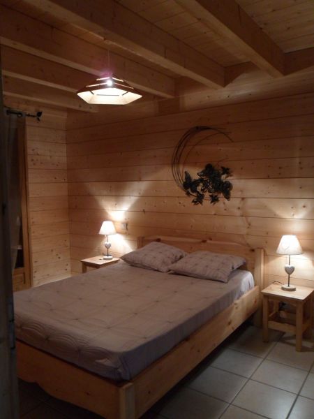 foto 18 Mietobjekt von Privatpersonen Ancelle chalet Provence-Alpes-Cte d'Azur Hautes-Alpes Schlafzimmer 1