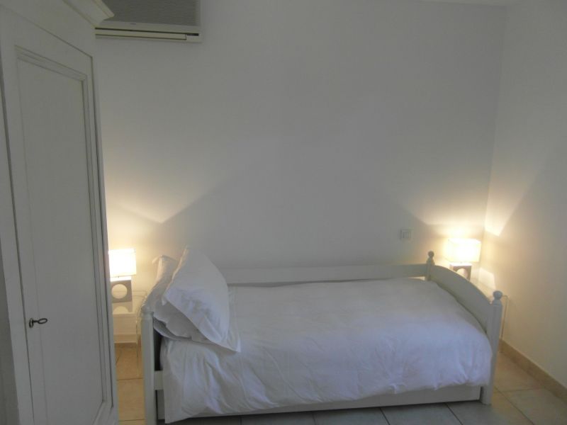 foto 11 Mietobjekt von Privatpersonen Sainte Maxime villa Provence-Alpes-Cte d'Azur Var Schlafzimmer 4