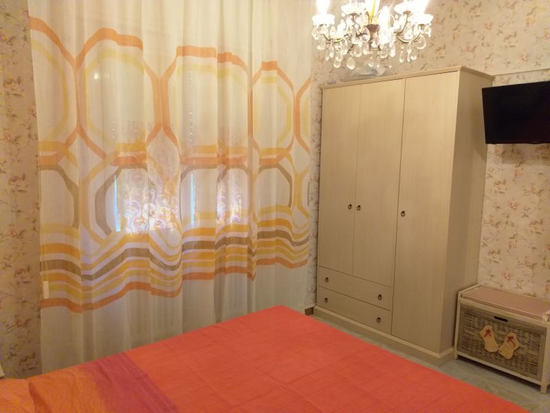 foto 23 Mietobjekt von Privatpersonen Sanremo appartement Ligurien Imperia (+Umland) Schlafzimmer 2