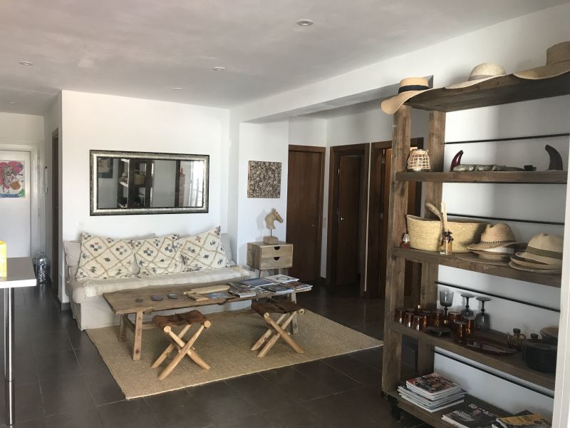 foto 1 Mietobjekt von Privatpersonen Cala Tarida appartement Balearische Inseln Ibiza Wohnzimmer