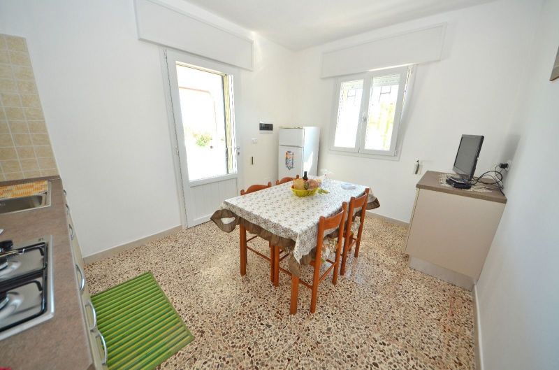 foto 3 Mietobjekt von Privatpersonen Pescoluse appartement Apulien Lecce (+Umland) Kochnische