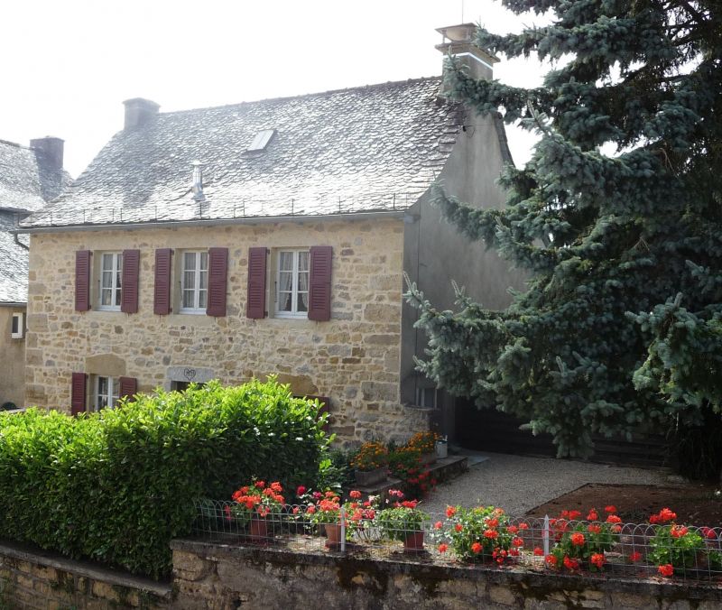 foto 1 Mietobjekt von Privatpersonen Conques gite Pyrenen Aveyron Hof