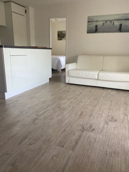 foto 8 Mietobjekt von Privatpersonen La Londe-les-Maures appartement Provence-Alpes-Cte d'Azur Var Kochnische