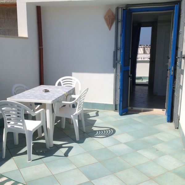 foto 9 Mietobjekt von Privatpersonen Ugento - Torre San Giovanni appartement Apulien Lecce (+Umland) Terrasse 1