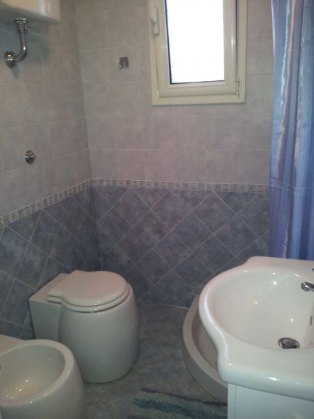 foto 7 Mietobjekt von Privatpersonen Ugento - Torre San Giovanni appartement Apulien Lecce (+Umland) Badezimmer 2