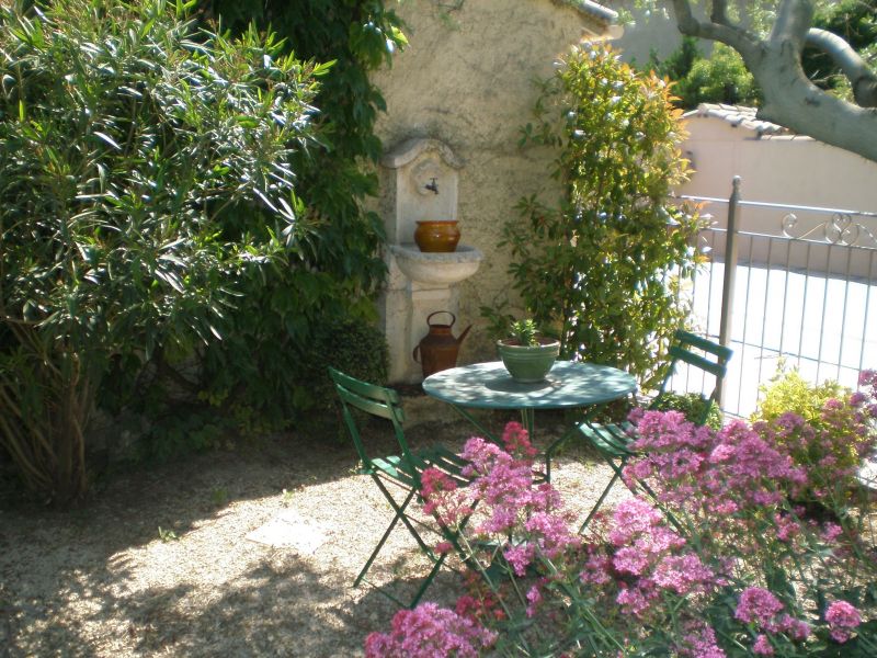 foto 2 Mietobjekt von Privatpersonen Sainte-Ccile-les-Vignes gite Provence-Alpes-Cte d'Azur Vaucluse Ausblick aus der Ferienunterkunft