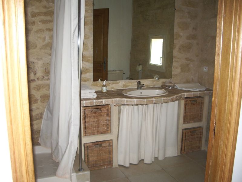 foto 19 Mietobjekt von Privatpersonen Uzs maison Languedoc-Roussillon Gard Badezimmer