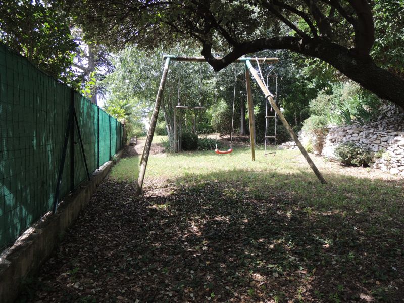 foto 10 Mietobjekt von Privatpersonen Villeneuve lez Avignon villa Languedoc-Roussillon Gard Garten
