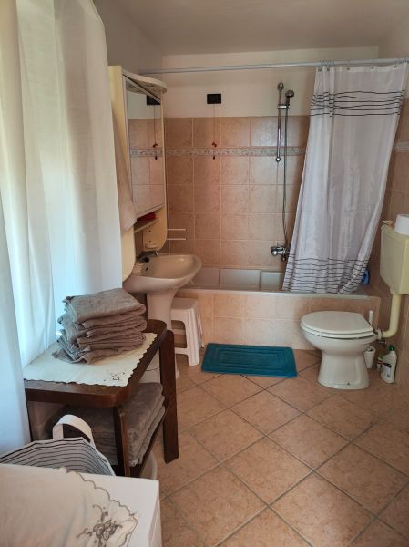 foto 15 Mietobjekt von Privatpersonen Pontremoli maison Toskana Massa Carrara (+Umland) Badezimmer
