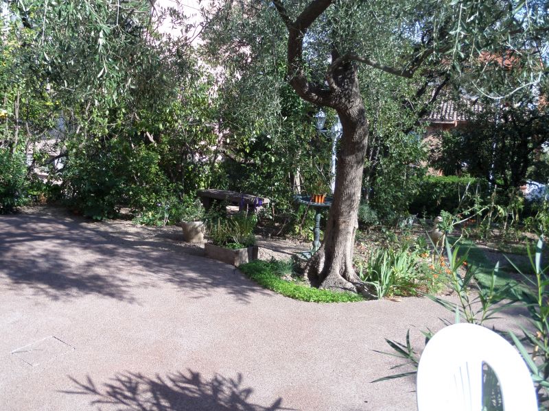 foto 13 Mietobjekt von Privatpersonen Saint Raphael appartement Provence-Alpes-Cte d'Azur Var Garten