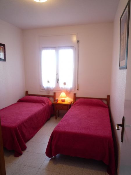 foto 10 Mietobjekt von Privatpersonen Empuriabrava appartement Katalonien Provinz Girona Schlafzimmer 1