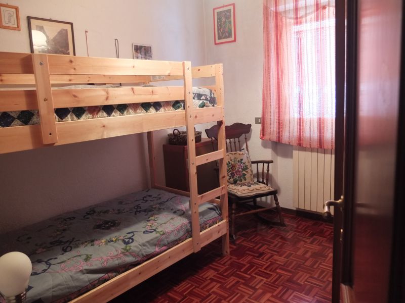 foto 10 Mietobjekt von Privatpersonen Sarre villa Aostatal  Schlafzimmer 2