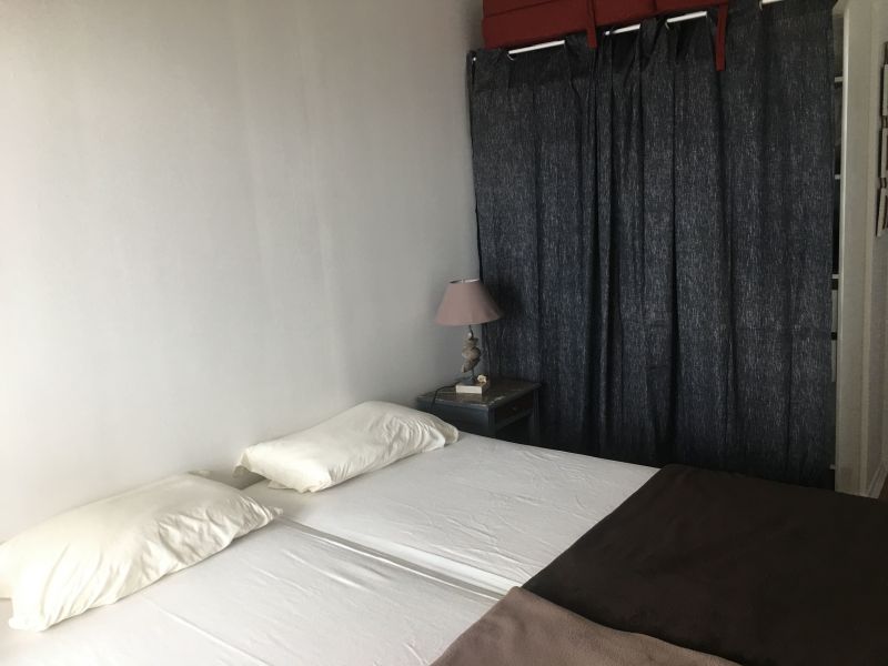 foto 6 Mietobjekt von Privatpersonen Saint-Gilles-Croix-de-Vie appartement Pays de la Loire Vende Schlafzimmer