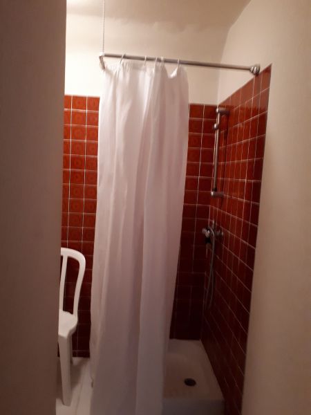 foto 20 Mietobjekt von Privatpersonen Port Camargue maison Languedoc-Roussillon Gard Badezimmer 1