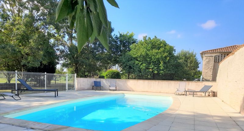 foto 6 Mietobjekt von Privatpersonen La Rochelle gite Poitou-Charentes Charente-Maritime Schwimmbad