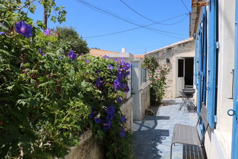 foto 15 Mietobjekt von Privatpersonen La Bre les Bains maison Poitou-Charentes Charente-Maritime Hof 1