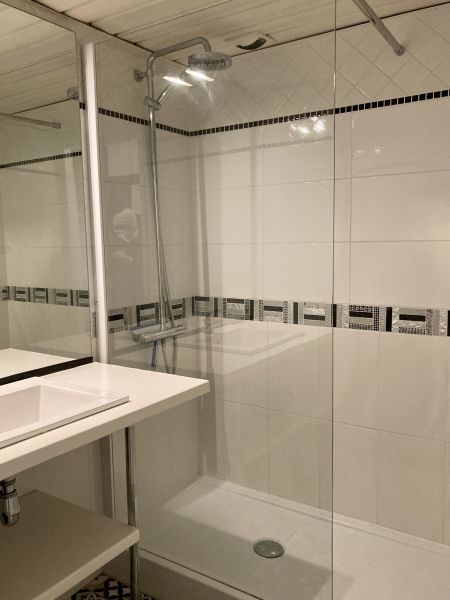 foto 7 Mietobjekt von Privatpersonen Biarritz studio Aquitanien Pyrenen (Atlantik) Badezimmer