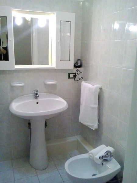 foto 20 Mietobjekt von Privatpersonen Torre Vado appartement Apulien Lecce (+Umland) Badezimmer