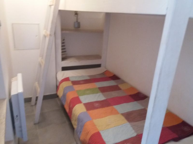 foto 8 Mietobjekt von Privatpersonen La Londe-les-Maures appartement Provence-Alpes-Cte d'Azur Var Schlafzimmer 2