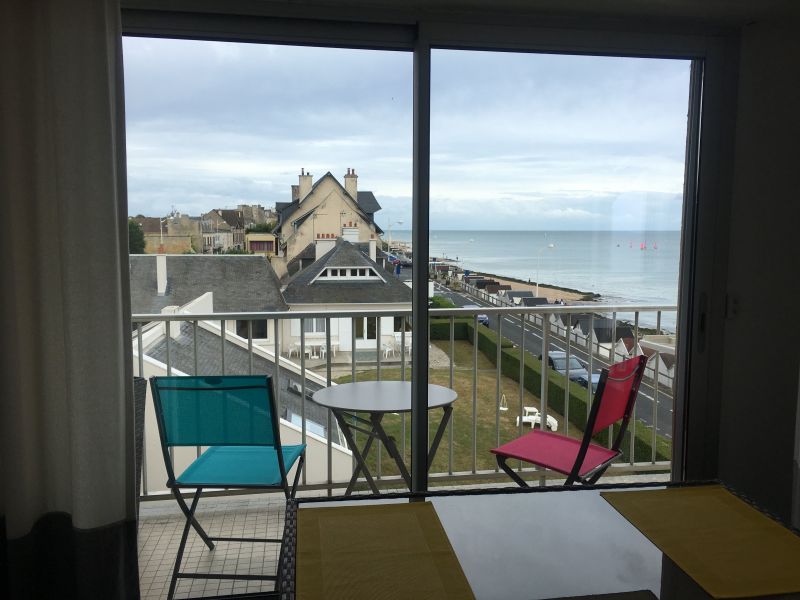 foto 8 Mietobjekt von Privatpersonen Luc sur Mer appartement Basse-Normandie Calva Ausblick aus der Ferienunterkunft