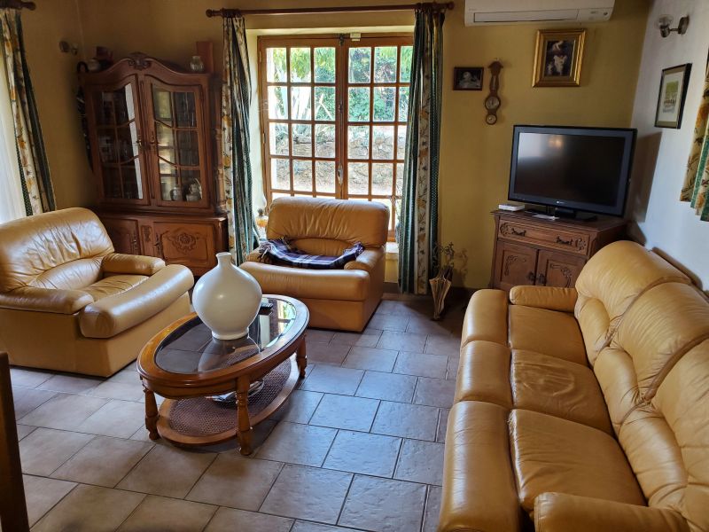 foto 8 Mietobjekt von Privatpersonen Uzs maison Languedoc-Roussillon Gard Wohnzimmer