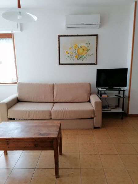 foto 17 Mietobjekt von Privatpersonen Cagliari appartement Sardinien  Wohnzimmer