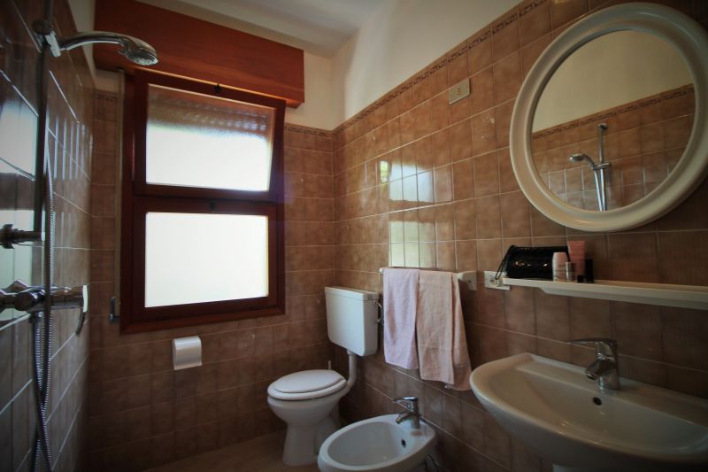 foto 4 Mietobjekt von Privatpersonen Lignano Sabbiadoro appartement Friaul-Julisch-Venetien Udine (+Umgebung) Badezimmer