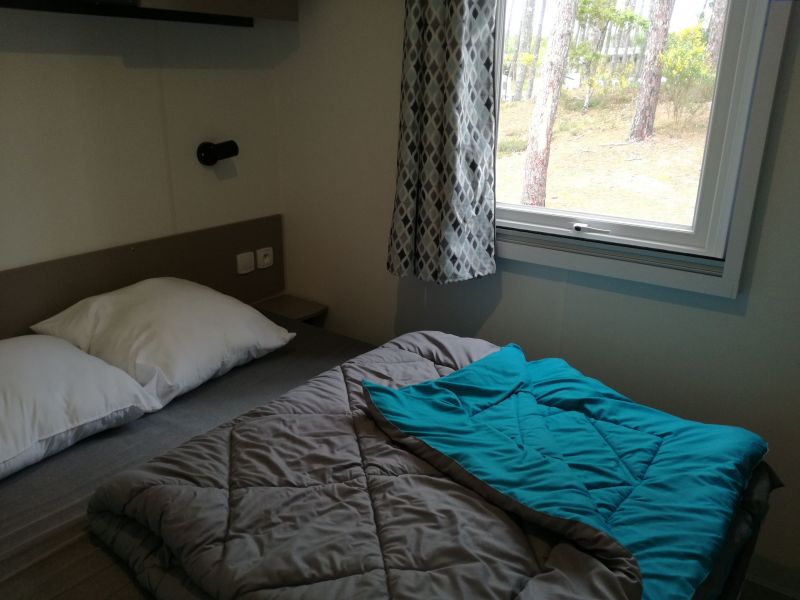 foto 6 Mietobjekt von Privatpersonen Saint-Julien-en-Born mobilhome Aquitanien Landes Schlafzimmer 1