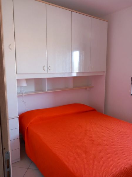 foto 3 Mietobjekt von Privatpersonen Gargano appartement Apulien Foggia (+Umland) Schlafzimmer 1