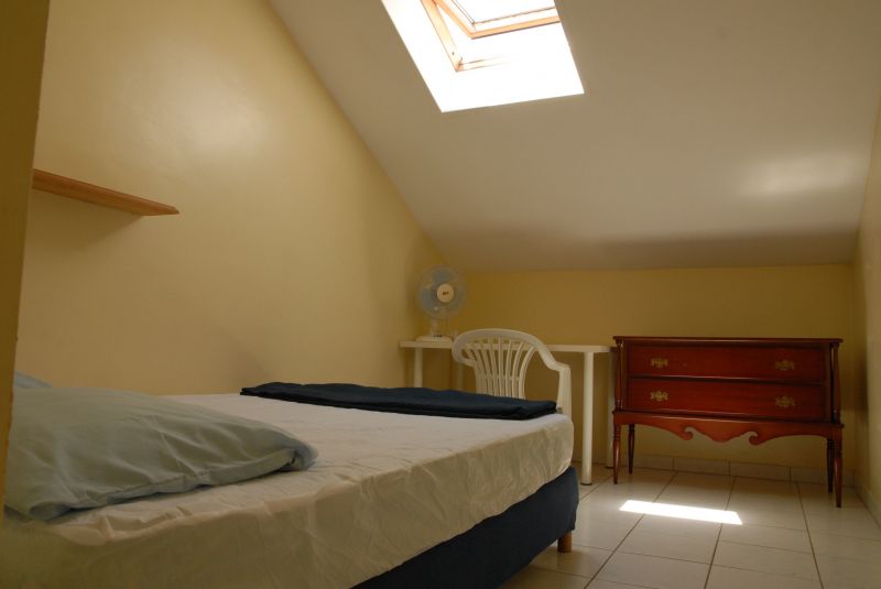 foto 7 Mietobjekt von Privatpersonen Les Salins d'Hyres appartement Provence-Alpes-Cte d'Azur Var Schlafzimmer 3